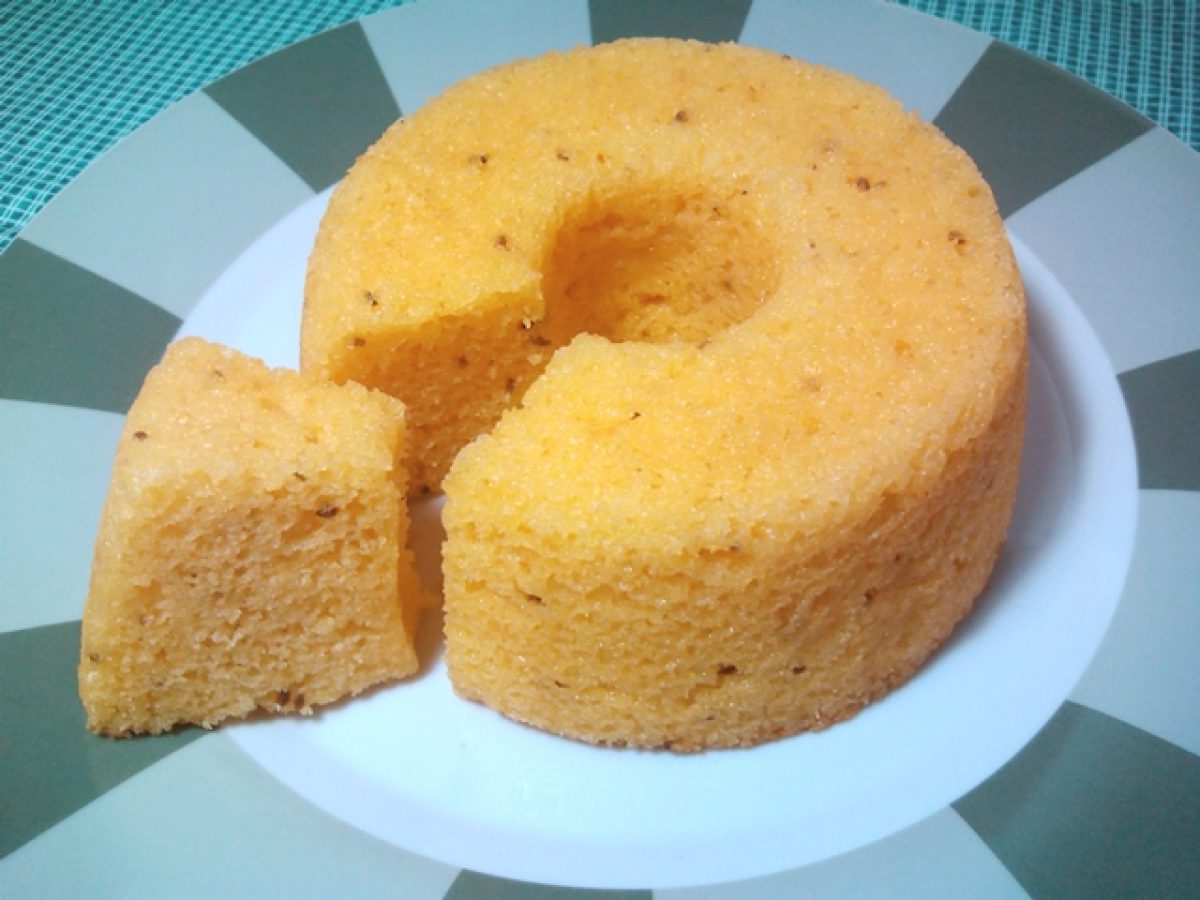 Receita de Bolo de Fubá com Erva Doce