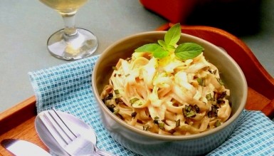 Linguine ao molho cremoso de limão