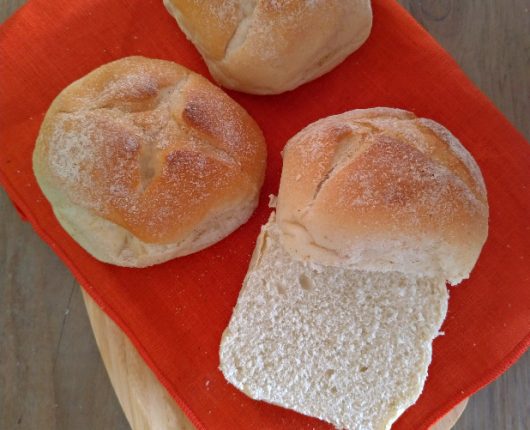 Pão de água para o World Bread Day 2021